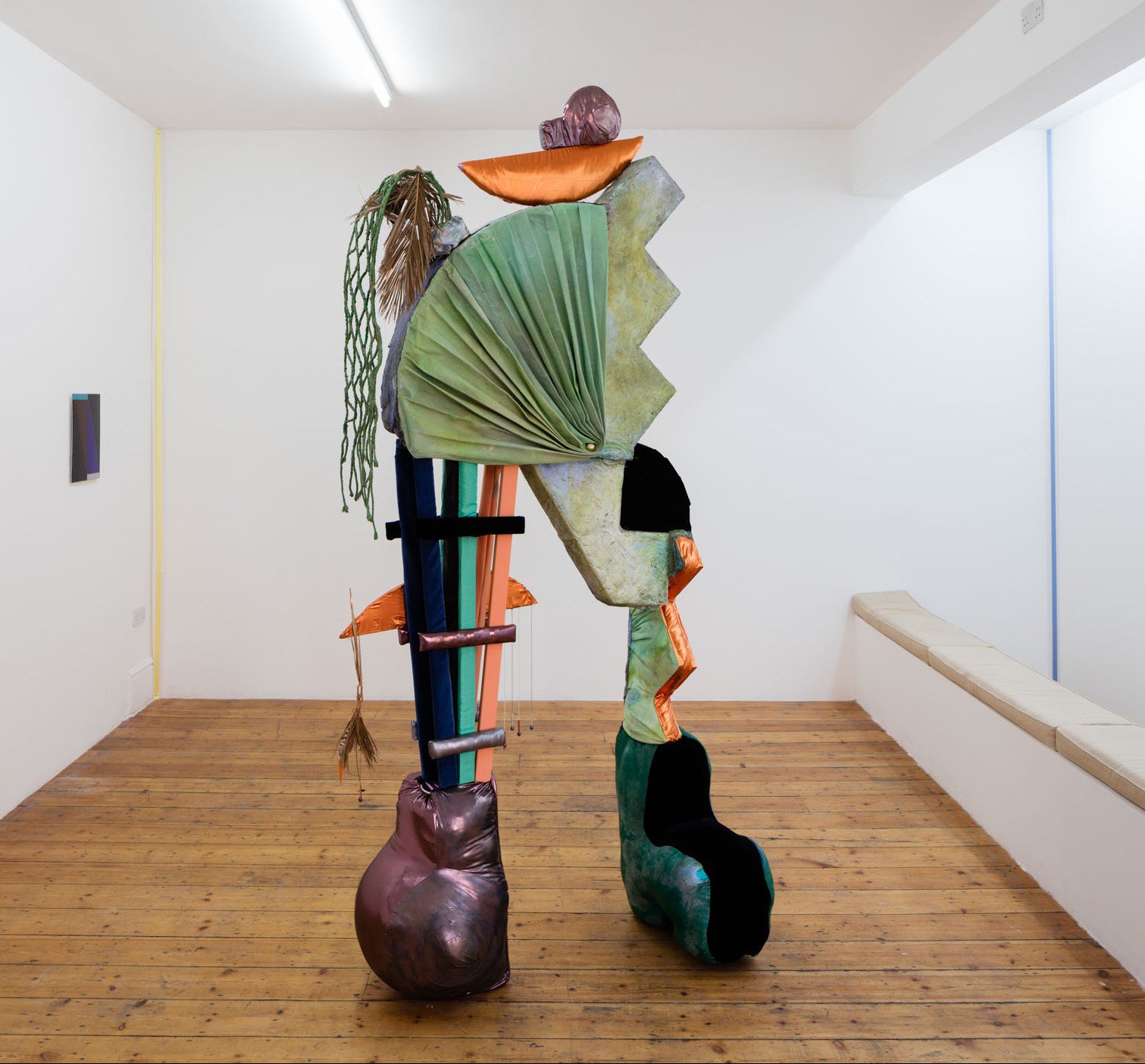 Tamara Henderson, The Scarecrow’s Holiday, textile, wood, glass, sand, pigment, rope, 260 x 112 x 56 cm, 2015. Installation view, Condo, Callicoon Fine Arts with Rodeo, London, 2016