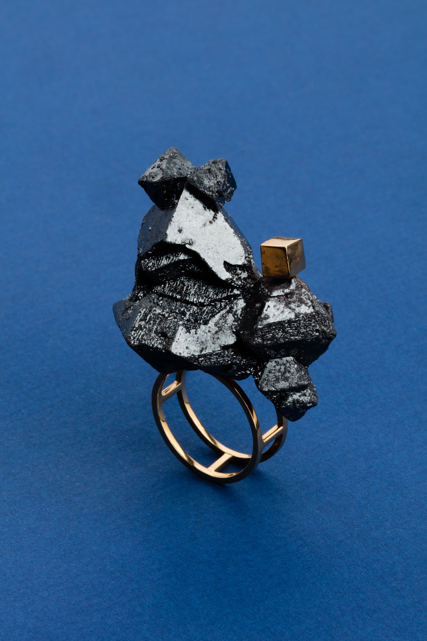 Christodoulos Panayiotou, Untitled, ring. Hematite after magnetite, 18ct yellow gold, handmade, dimensions variable, 2016