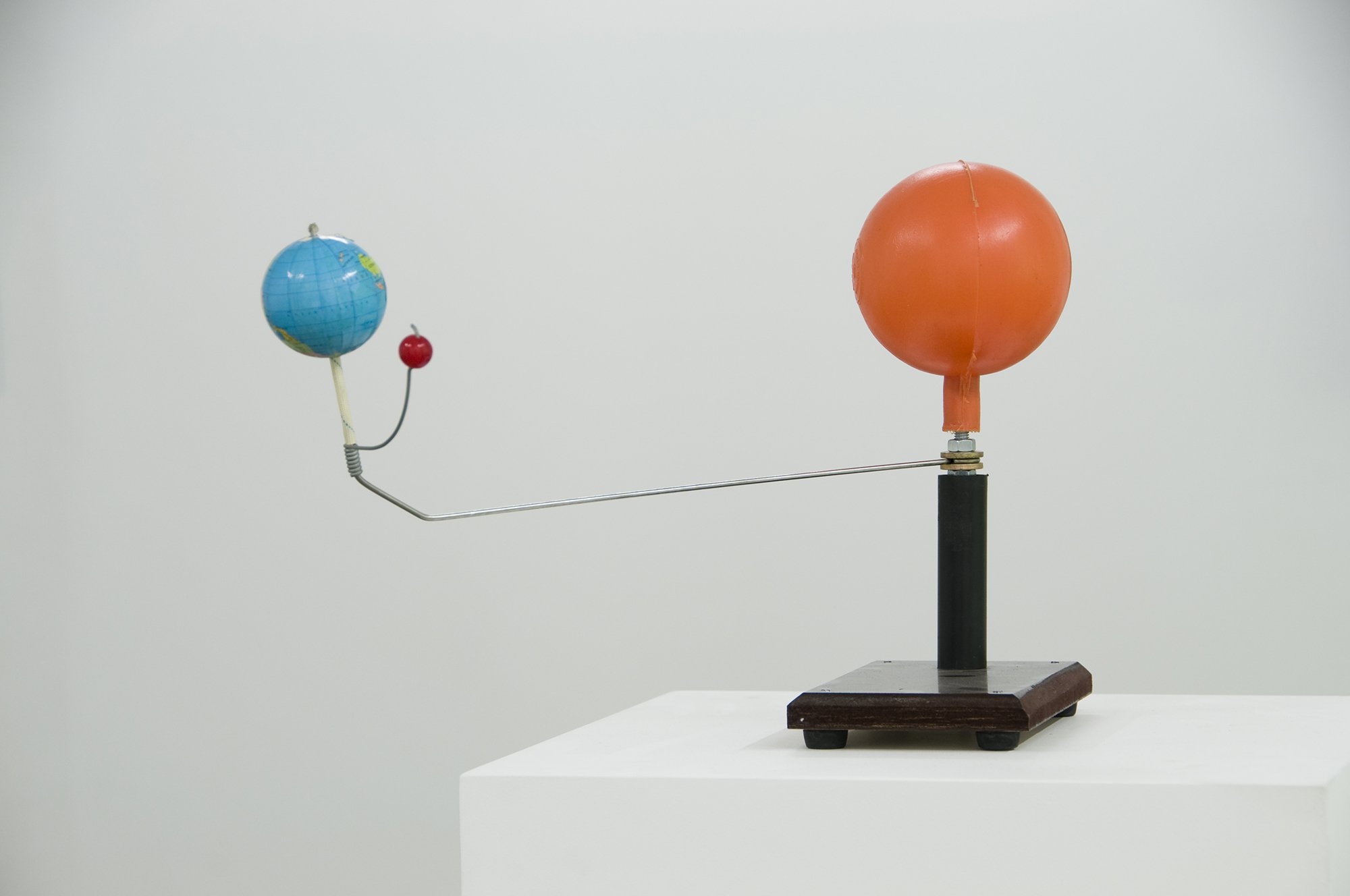 Banu Cennetoğlu, Earth, Moon and Sun, moving sculpture bought from an artist-scientist in Amman, 2011. Installation view, Constellation (or the inspiration show), Rodeo, Istanbul, 2011 – 2012