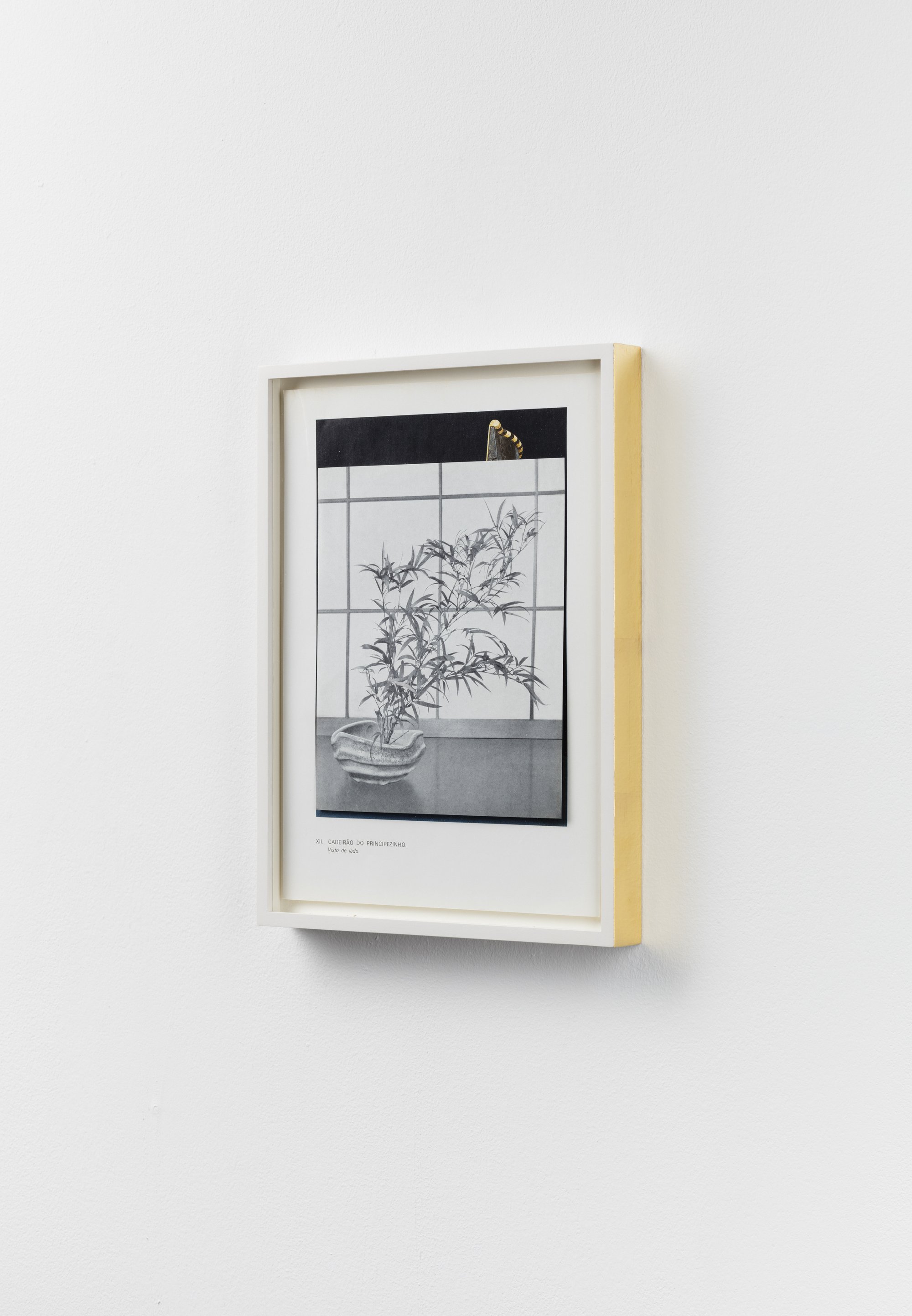 Haris Epaminonda, Untitled #19 b/h, collage on paper, framed, 30 x 23 x 3 cm, 2016