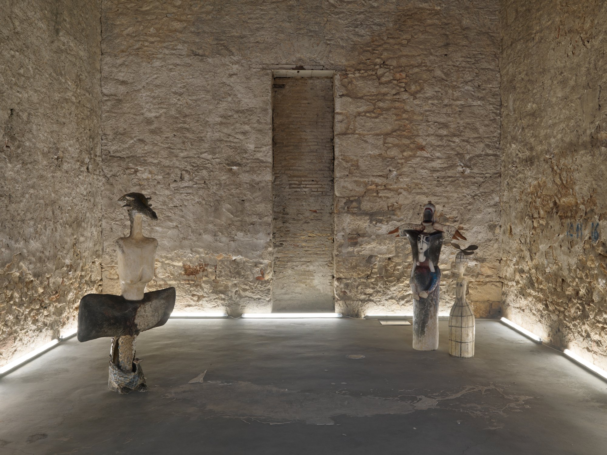 Installation view, Koula Savvidou, Χρόνος. Και Χρόνος Ξανά, Rodeo, Piraeus, 2022