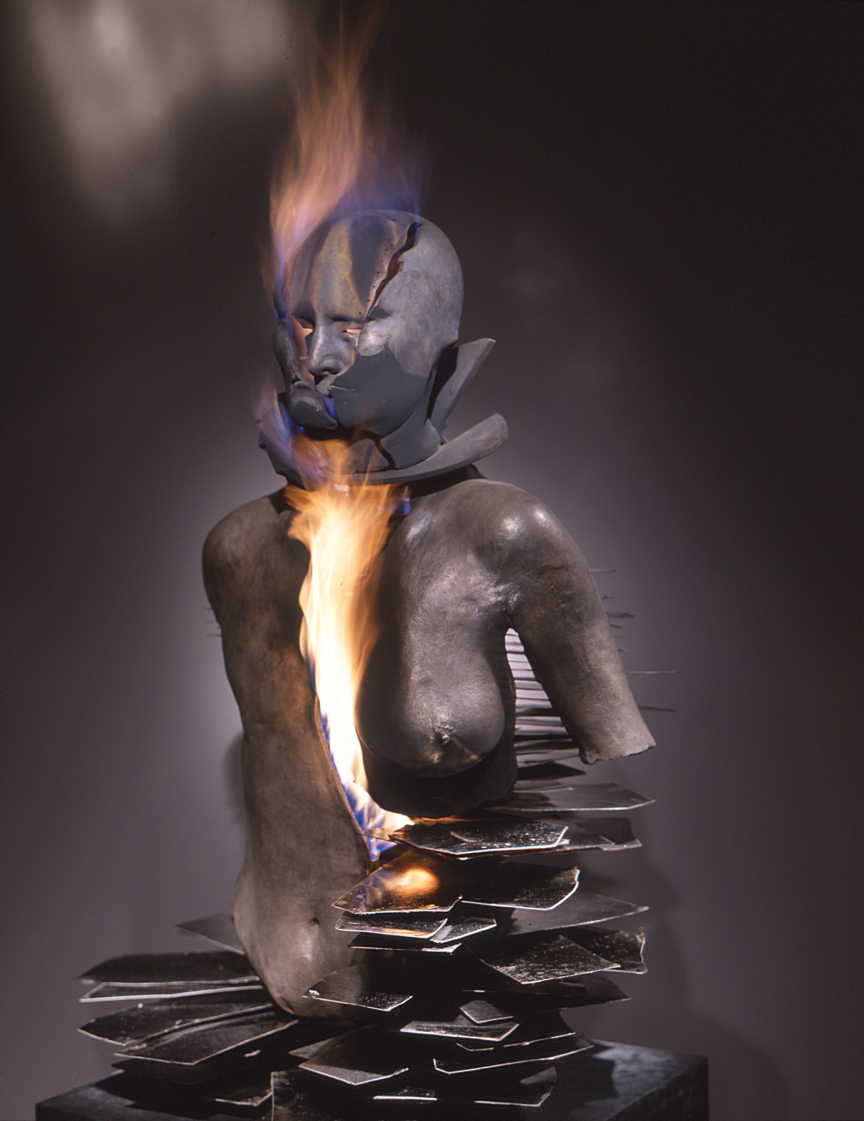 Liliane Lijn, Lilith, patinated bronze, phlogopite mica, gas, brass and stainless steel fittings, 186.5 x 55.5 x 60 cm, 2001