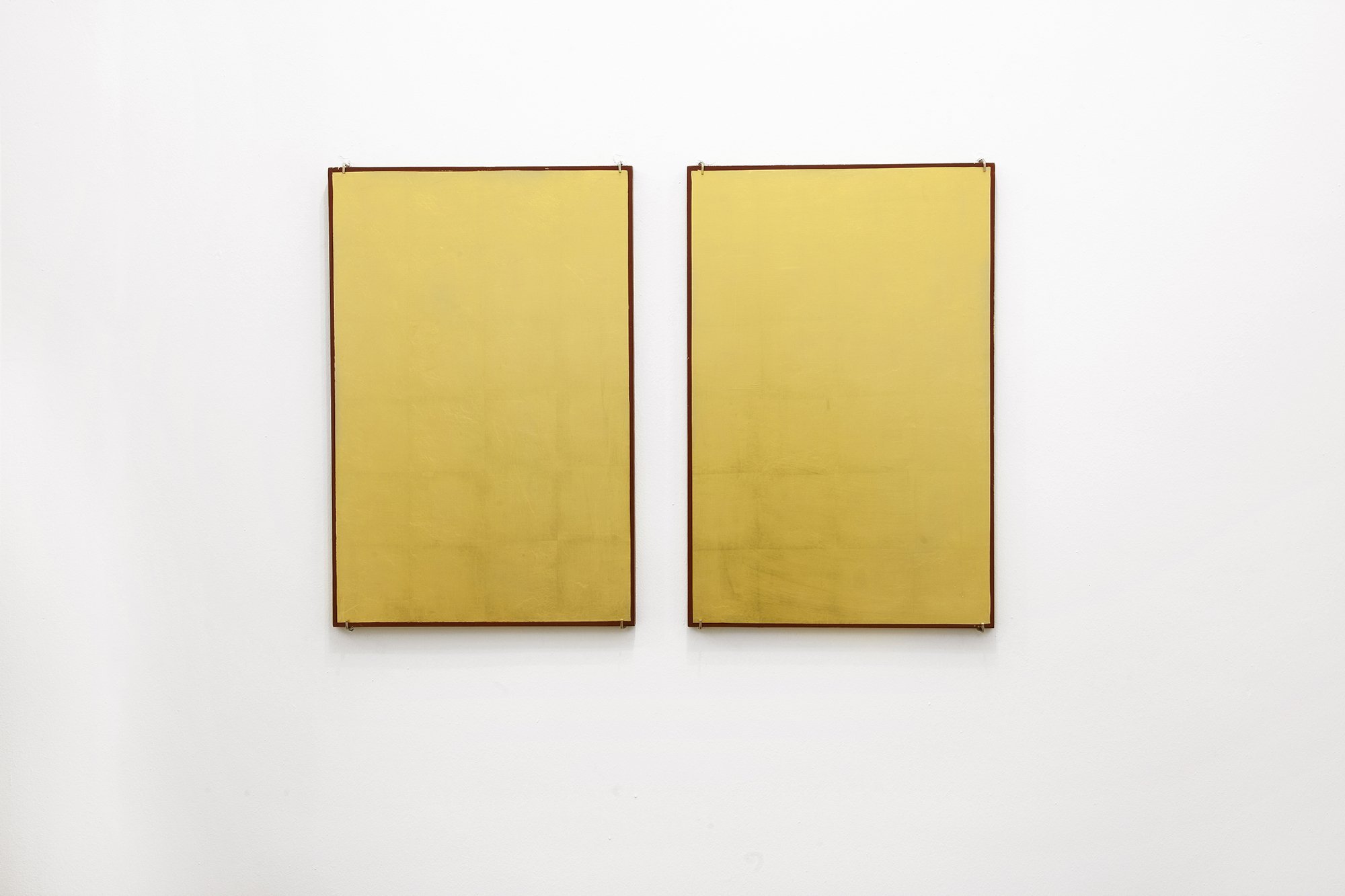 Christodoulos Panayiotou, Untitled, diptych, painting and gold on wood, 39 x 59 cm (each), 2012. Installation view, Tenuto, Rodeo, Istanbul, 2012 – 2013