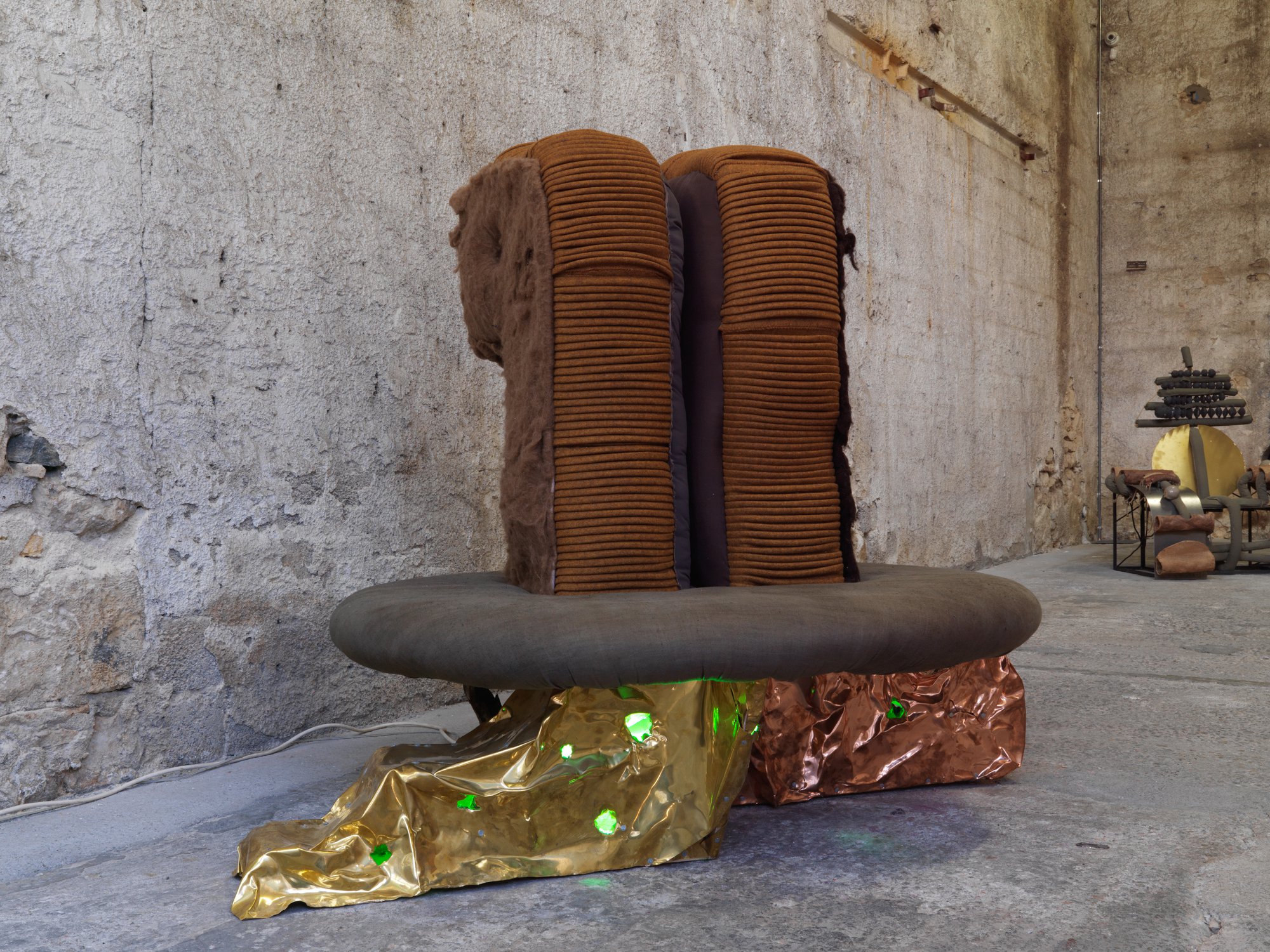 Tamara Henderson, Sound Shepherd, wood, brass, copper, felt, Kvadrat “Dune”, linen, speakers, cushion, 145 x 185 x 130 cm, 2018