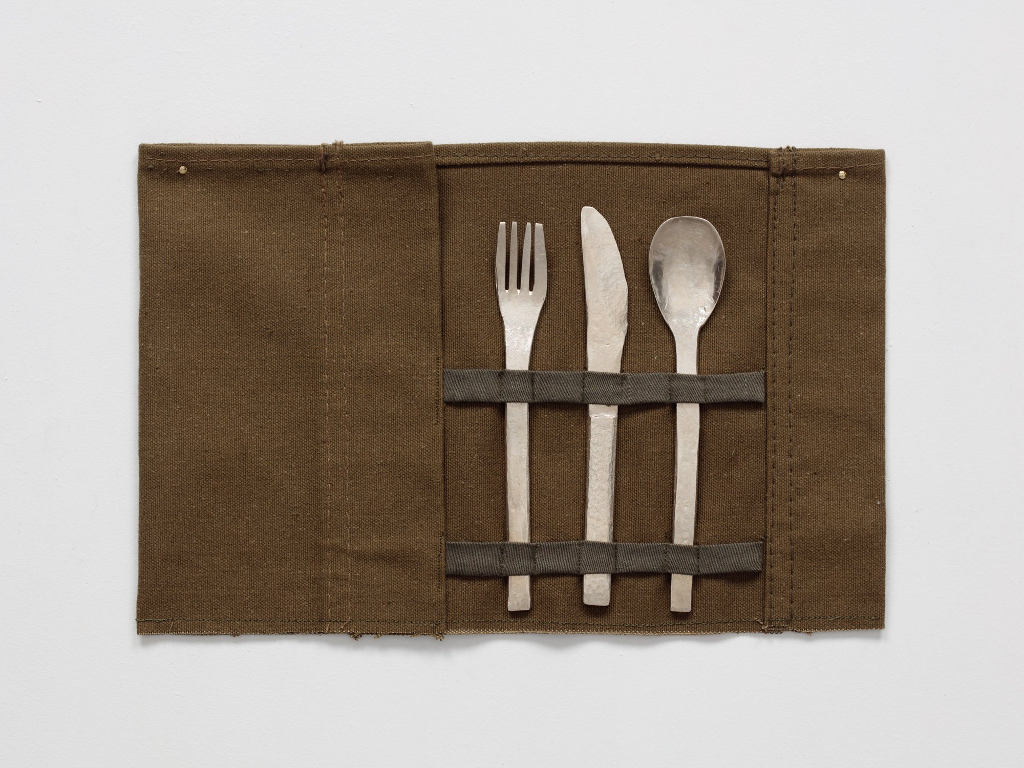 Sidsel Meineche Hansen, home vs owner, cutlery cast in silver, fabric support made by Louis Backhouse, 25 x 43 cm, 2020